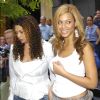  Beyonce Knowles - Small Photo 82