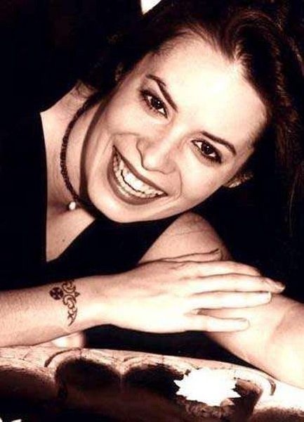  Holly Combs Large Photo 5