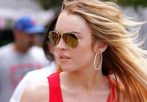  Lindsay Lohan Large Photo 5