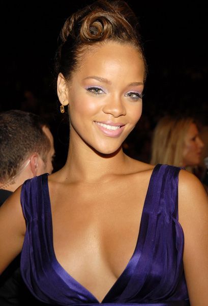  Rihanna Large Photo 5