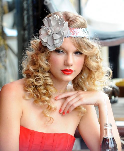  Taylor Swift Large Photo 5