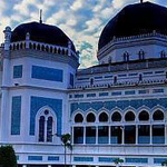 مسجد الميدان الكبير - أندونيسيا