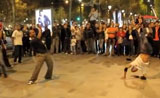 رقص هيب هوب في الشانزيلزيه- باريس 